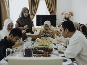 Jangan Kalap! Ikuti 5 Tips Makan Sehat Saat Lebaran Ini