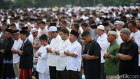 Jemaah Muhammadiyah Salat Idul Fitri di Lapangan Rempoa Tangsel