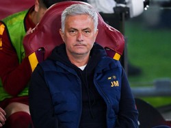 Cinta Mourinho ke Roma Bertepuk Sebelah Tangan