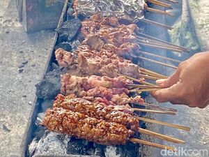 Mengenal Sate Buntel, Hasil Inovasi Kuliner dari Kota Solo yang Lezat Mengenal Sate Buntel, Hasil Inovasi Kuliner dari Kota Solo yang Lezat