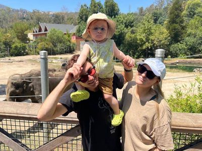 7 Potret Meghan Trainor Pangkas 27 Kg Pasca Lahiran, Bikin Pangling!