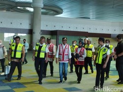 Menhub Tinjau Bandara YIA H-1 Lebaran: Pergerakan Sudah Landai