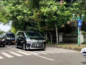Puan Merapat ke Istana Batutulis Jelang Pengumuman Ganjar Capres Puan Merapat ke Istana Batutulis Jelang Pengumuman Ganjar Capres
