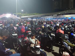 H-2 Lebaran, Pemudik Motor Kembali Padati Pelabuhan Ciwandan