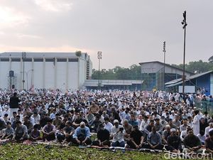 Pesan Khatib Salat Id Muhammadiyah di Lapangan Lodaya Bandung Pesan Khatib Salat Id Muhammadiyah di Lapangan Lodaya Bandung