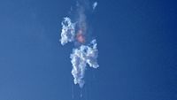 Roket Starship SpaceX Meledak 4 Menit Setelah Diluncurkan