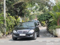 Tinggalkan Kediaman Solo, Jokowi Disebut Bakal Dampingi Mega Umumkan Capres