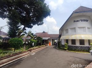 Suasana Rumah Dinas Ganjar Jelang Pengumuman Capres PDIP 2024