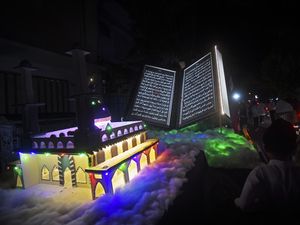 Teks Takbiran Idul Adha Tulisan Arab, Latin, dan Terjemahannya Teks Takbiran Idul Adha Tulisan Arab, Latin, dan Terjemahannya