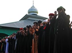 Suasana Salat Idul Fitri Jemaah An-Nadzir di Gowa