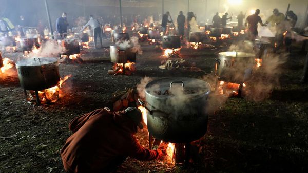 Makanan Gratis untuk Warga Kurang Mampu Rayakan Lebaran di Cape Town