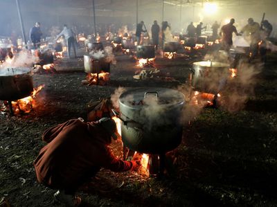 Makanan Gratis untuk Warga Kurang Mampu Rayakan Lebaran di Cape Town