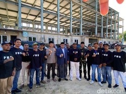 Bentuk Toleransi Beragama, 20 Pemuda Maluku Bantu Amankan Salat Id di Sorong