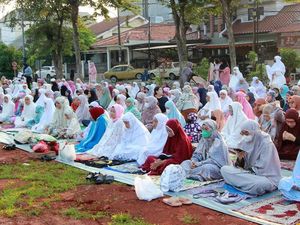 Sholat Id di Lapangan atau Masjid, Mana yang Lebih Baik?