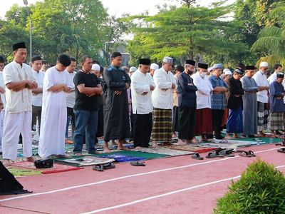 Potret Salat Idul Fitri di Taman Kolaborasi Jakarta Timur