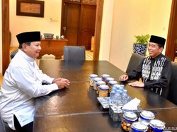 Prabowo dan Didit Silaturahmi ke Rumah Jokowi di Solo