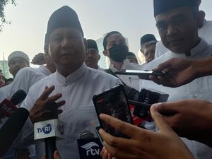 Prabowo Usai Salat Idul Fitri: Lebaran Politik Lagi, Maaf Lahir Batin Ya