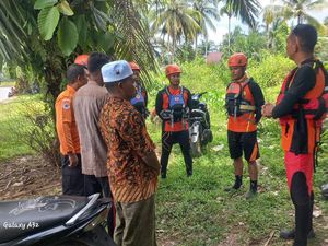 Bocah 12 Tahun Hilang Terseret Arus Sungai Tabir Merangin