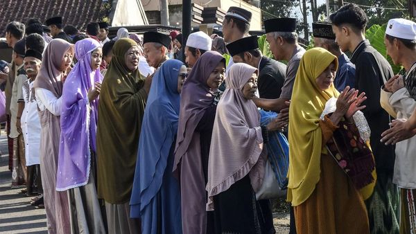 Salaman, Tradisi Saling Memaafkan Saat Lebaran