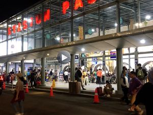 VIDEO: 23 Ribu Pemudik Tinggalkan Stasiun Pasar Senen