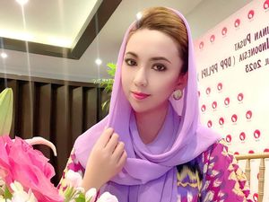 Heni Tania Bagi-bagi THR Online Lewat Cara Ini Heni Tania Bagi-bagi THR Online Lewat Cara Ini