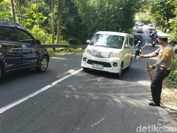 Sarat Tanjakan, Jalur Sedeng Pacitan Bikin Mobil Pemudik Gagal Move On