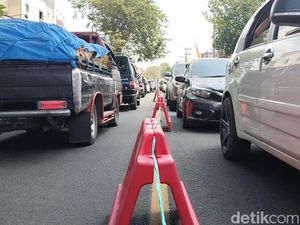 Volume Kendaraan Meningkat Bikin Jalur Selatan Probolinggo Merayap 7 Km