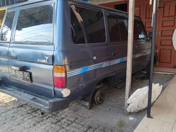 Gawat, di Medan Roda Mobil yang Diparkir Bisa Hilang