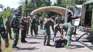 Momen Evakuasi Jenazah Pratu F, Korban Penembakan KKB di Papua