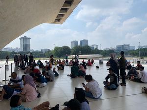 Hari Kedua Lebaran, Tiket Puncak Monas Ludes Terjual dalam 5 Jam Hari Kedua Lebaran, Tiket Puncak Monas Ludes Terjual dalam 5 Jam