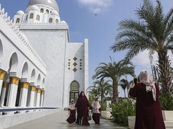 Parkir Mahal di Masjid Zayed, Walkot Gibran pun Turun Tangan