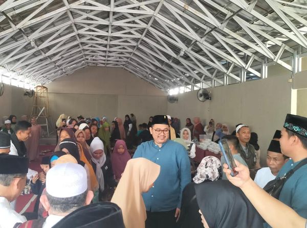 Suasana Idul Fitri di Tenda Pengungsian Gempa Cianjur