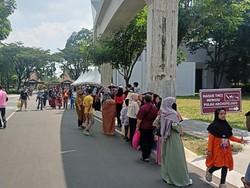 TMII Ramai Dikunjungi di Libur Lebaran, Anjungan Rumah Adat Jadi Favorit