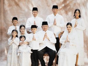 Almira Yudhoyono Beranjak Remaja, Manglingi di Foto Lebaran Keluarga SBY