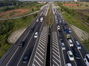 Puncak Arus Balik, 222 Ribu Kendaraan Sudah Masuk Jabodetabek Puncak Arus Balik, 222 Ribu Kendaraan Sudah Masuk Jabodetabek