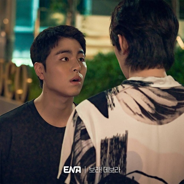 Junhoe dalam Bo Ra! Deborah/Foto: Instagram/channel.ena.d