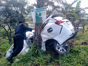 Sederet Kecelakaan Fatal di Jatim Selama Libur Lebaran 2023 Sederet Kecelakaan Fatal di Jatim Selama Libur Lebaran 2023