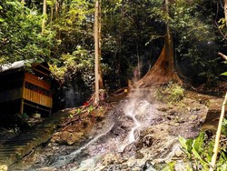 Kisah Mistis dan Mitos di Pemandian Air Panas Lejja Soppeng