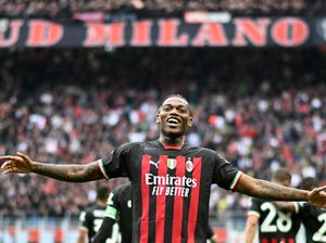 AC Milan Vs Lecce: Brace Leao Menangkan Rossoneri 2-0