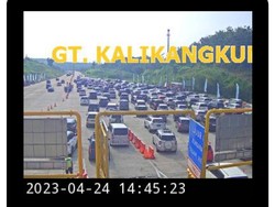 One Way Arus Balik dari GT Kalikangkung ke Tol Cikampek Resmi Dimulai!