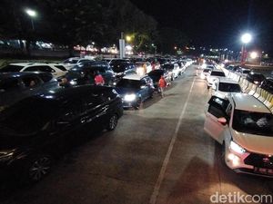 Mobil Pribadi Mendominasi Arus Balik di Pelabuhan Bakauheni