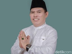 Viral Walkot Sungai Penuh Disoraki Jemaah Salat Id, Disuruh Turun dari Mimbar