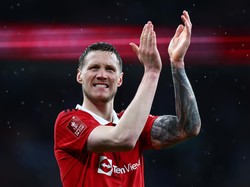 Bola Dikecup Weghorst, Brighton Langsung Apes