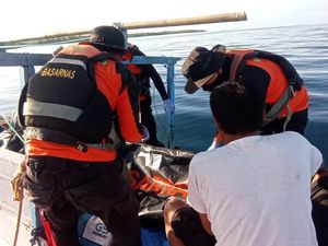 4 Nelayan Bombana Hilang Terseret Arus, 2 Tewas dan 2 Lainnya Masih Hilang 4 Nelayan Bombana Hilang Terseret Arus, 2 Tewas dan 2 Lainnya Masih Hilang