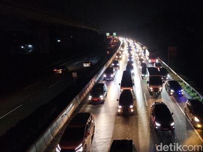 Arus Balik, Tol Purbaleunyi Arah Jakarta Padat Merayap
