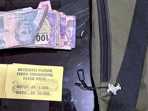 Pungli ke Wisatawan, 10 Warga Sukabumi Ditangkap