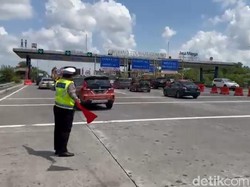 Ratusan Ribu Kendaraan Keluar Masuk Surabaya-Malang Selama Libur Natal