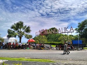 ITDC soal Tarif Parkir di Kuta Mandalika: Kami Siapkan Lahan Parkir Gratis ITDC soal Tarif Parkir di Kuta Mandalika: Kami Siapkan Lahan Parkir Gratis