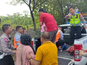 Identitas Korban Tewas Kecelakaan di Tol Cipali: 2 Anak dan 1 Adik Sopir Identitas Korban Tewas Kecelakaan di Tol Cipali: 2 Anak dan 1 Adik Sopir