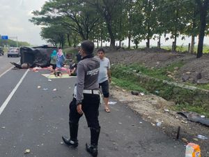 Kecelakaan di Tol Cipali Gegara Hindari Lubang, 3 Orang Tewas Kecelakaan di Tol Cipali Gegara Hindari Lubang, 3 Orang Tewas